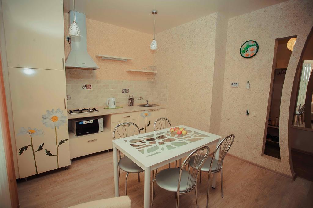 Molex Apartments 2 체르니히우 객실 사진