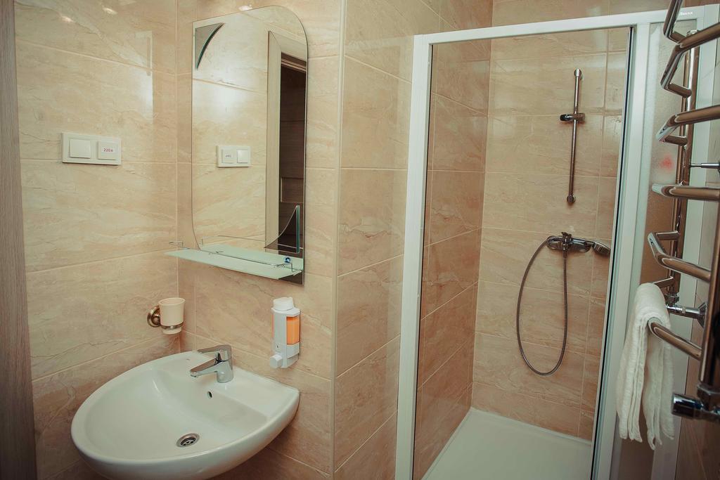Molex Apartments 2 체르니히우 객실 사진